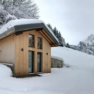 Chalet*** Au Pied D'une Prairie Face A La Montagne Chalet